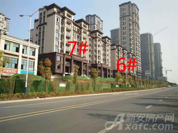 徽盐龙湖湾,是徽盐地产进入六安第二子,80万方城市综合体,城心1号