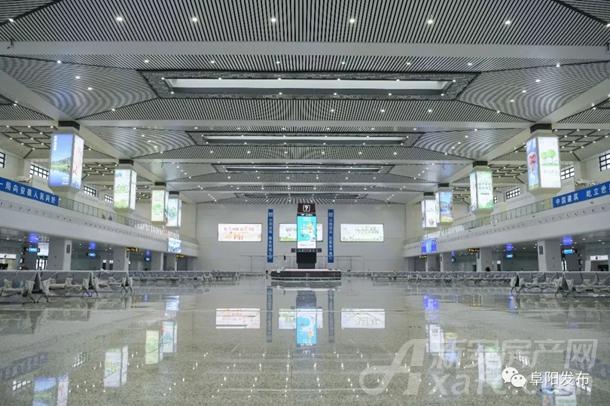 高铁阜阳西站最新实拍